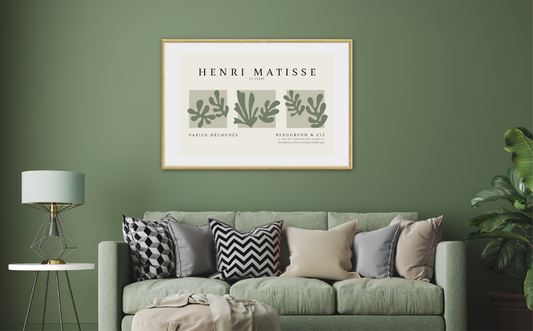 Golden Frames: How to Style Gilded Picture Frames for Spring