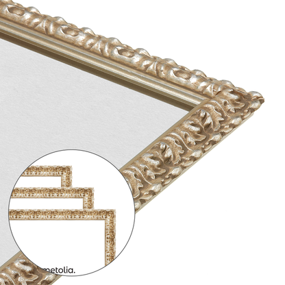 corner close up of the frame