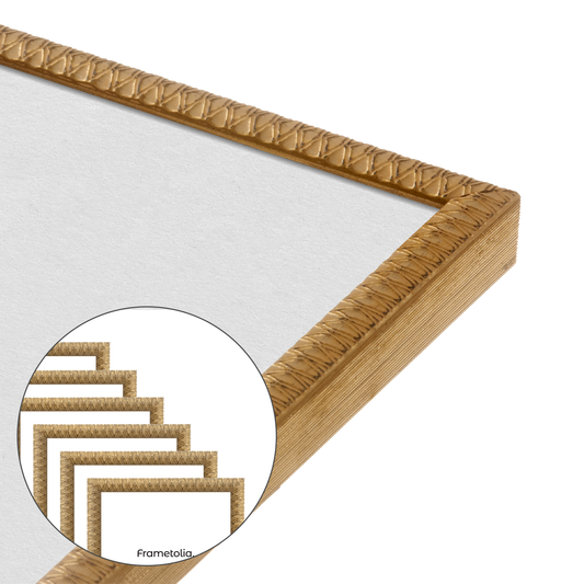 corner close up of the frame