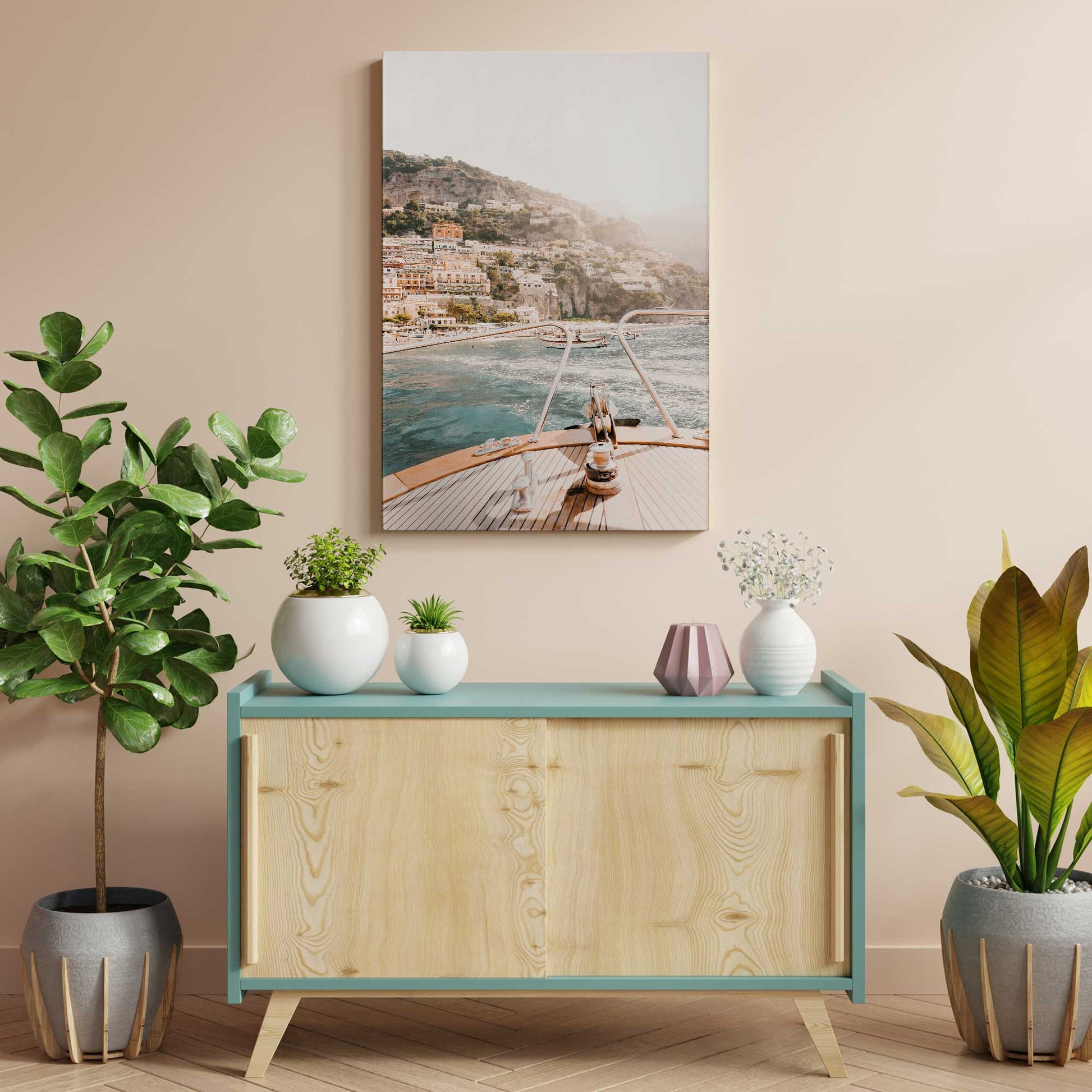 [LIFESTYLE], Picture of art in a room