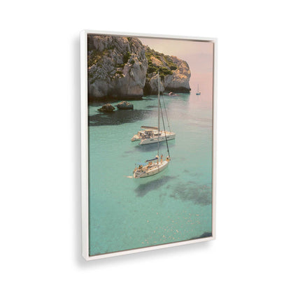 [Color:Opaque White], Picture of the corner of the art
