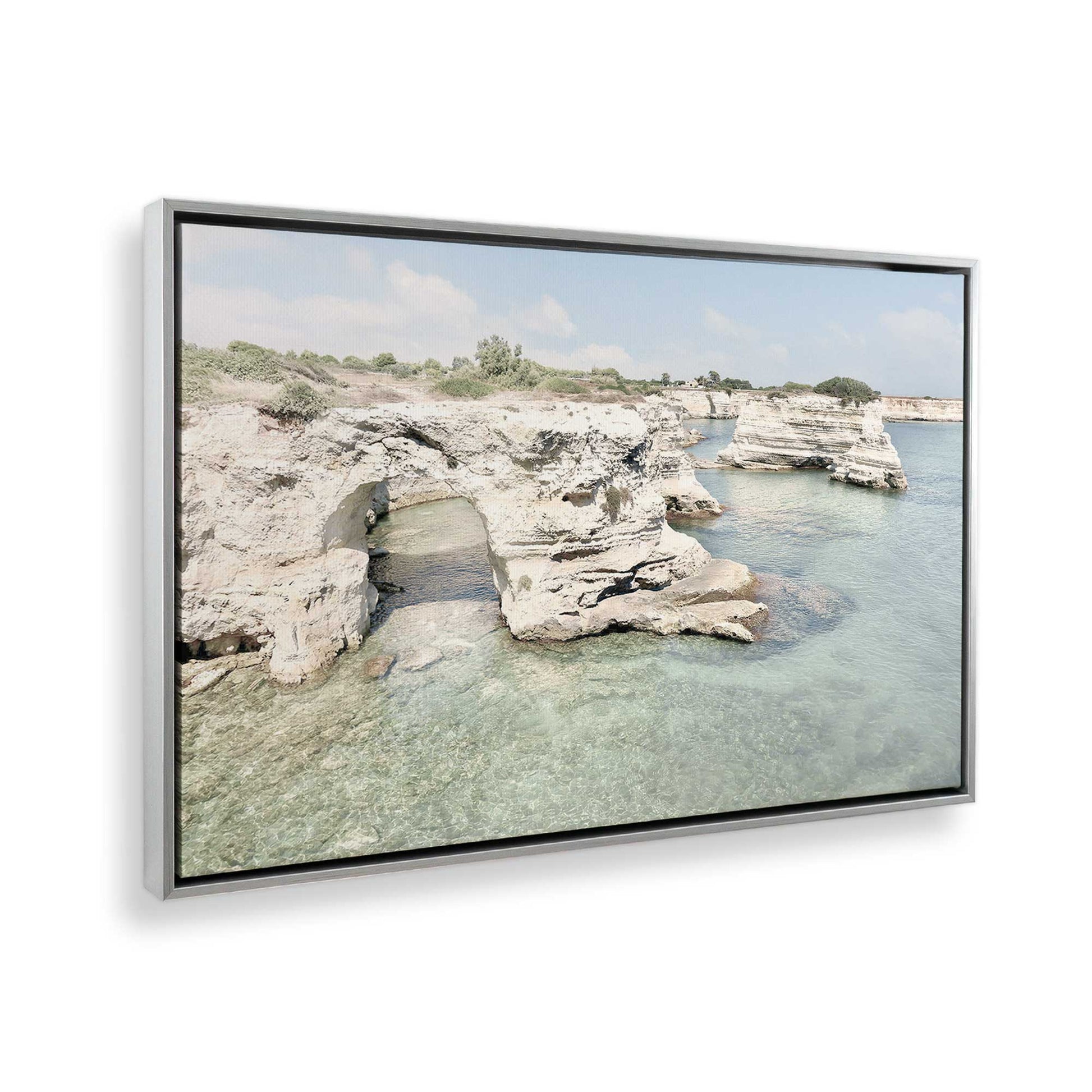 [Color:Polished Chrome], Picture of the corner of the art