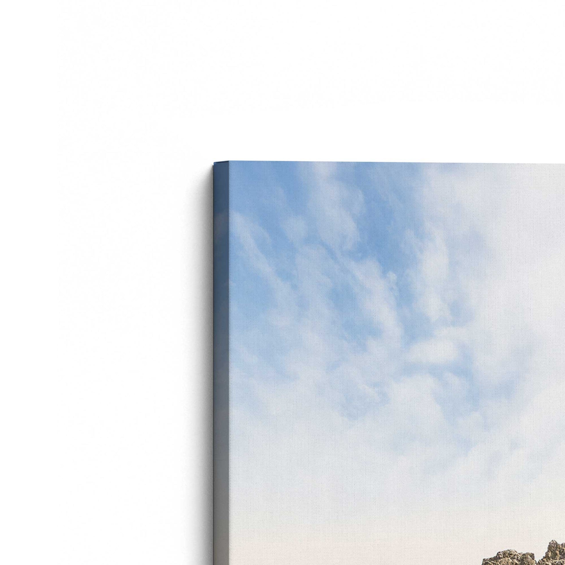 [Color:Stretched Canvas], Picture of the corner of the art
