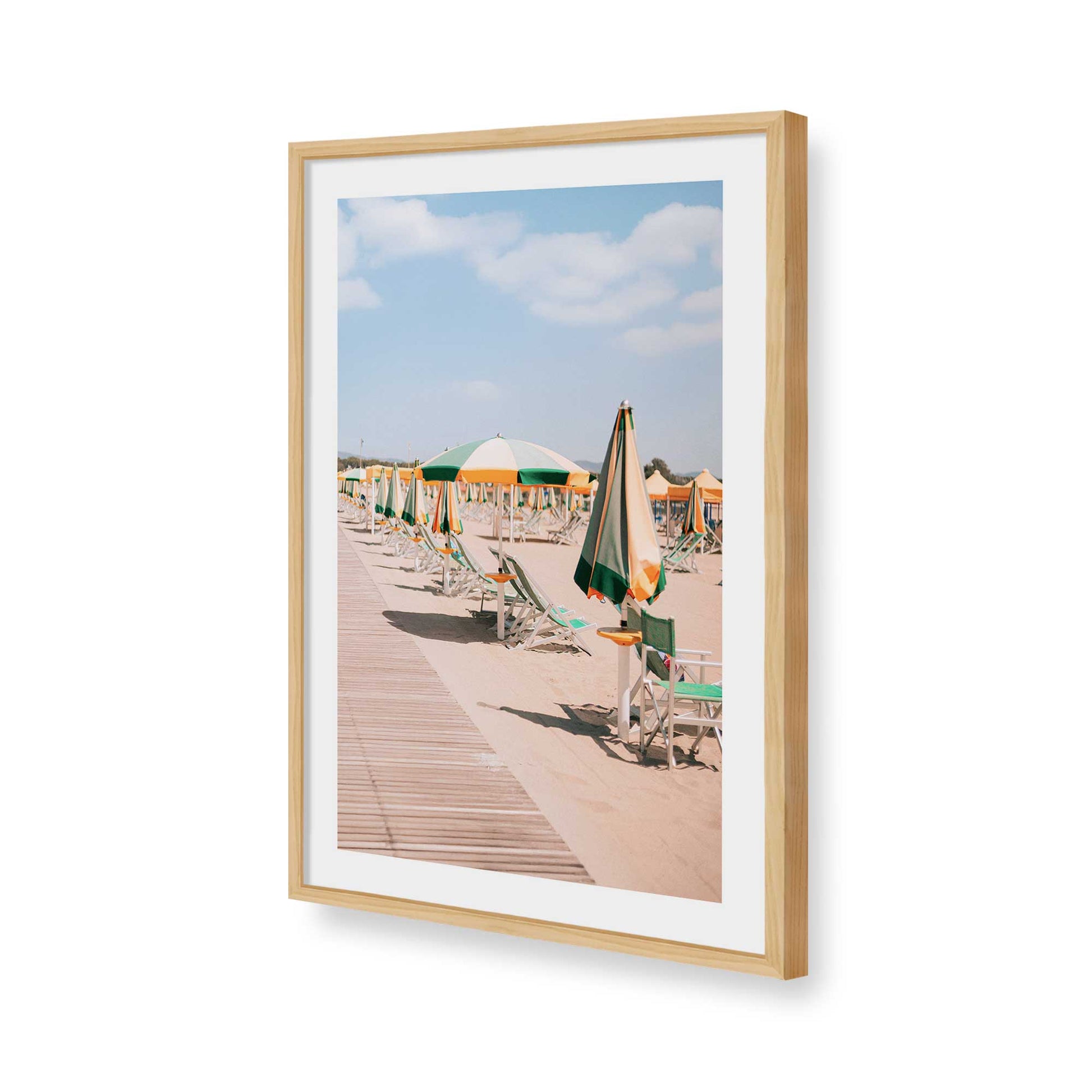[Color:American Maple], Picture of art in a American Maple frame of the corner