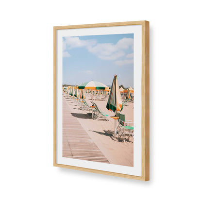 [Color:American Maple], Picture of art in a American Maple frame of the corner