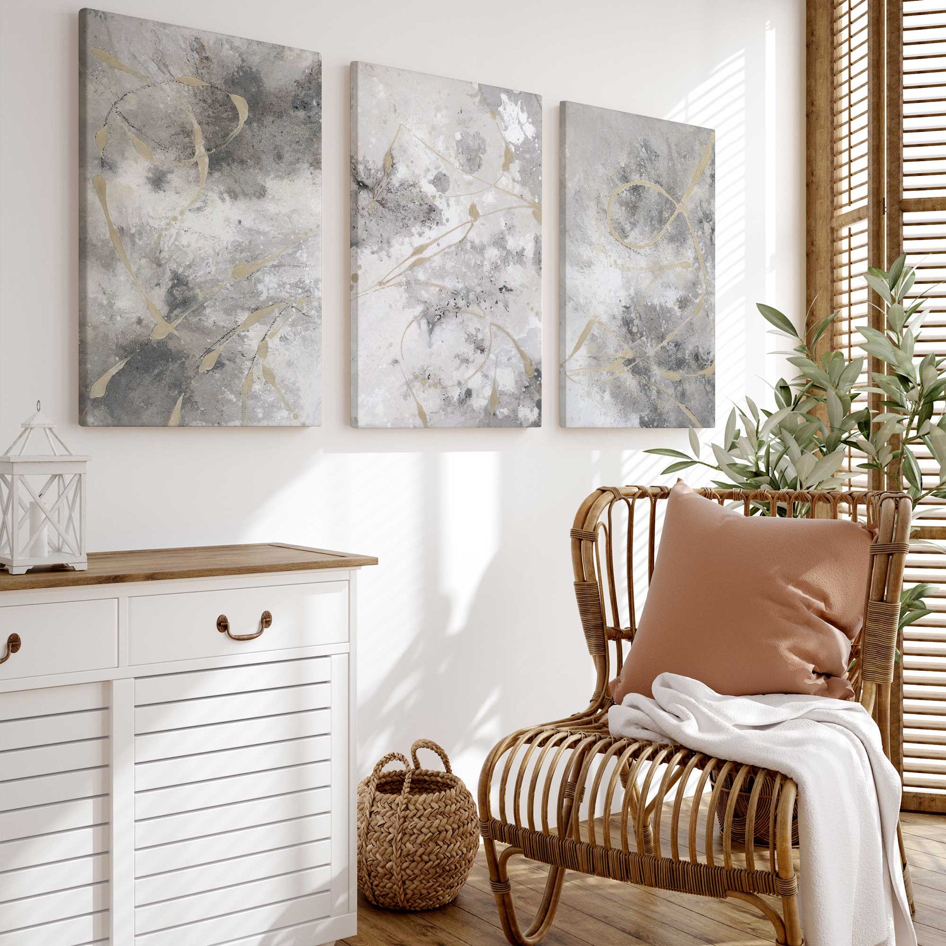 [LIFESTYLE], Picture of art in a room