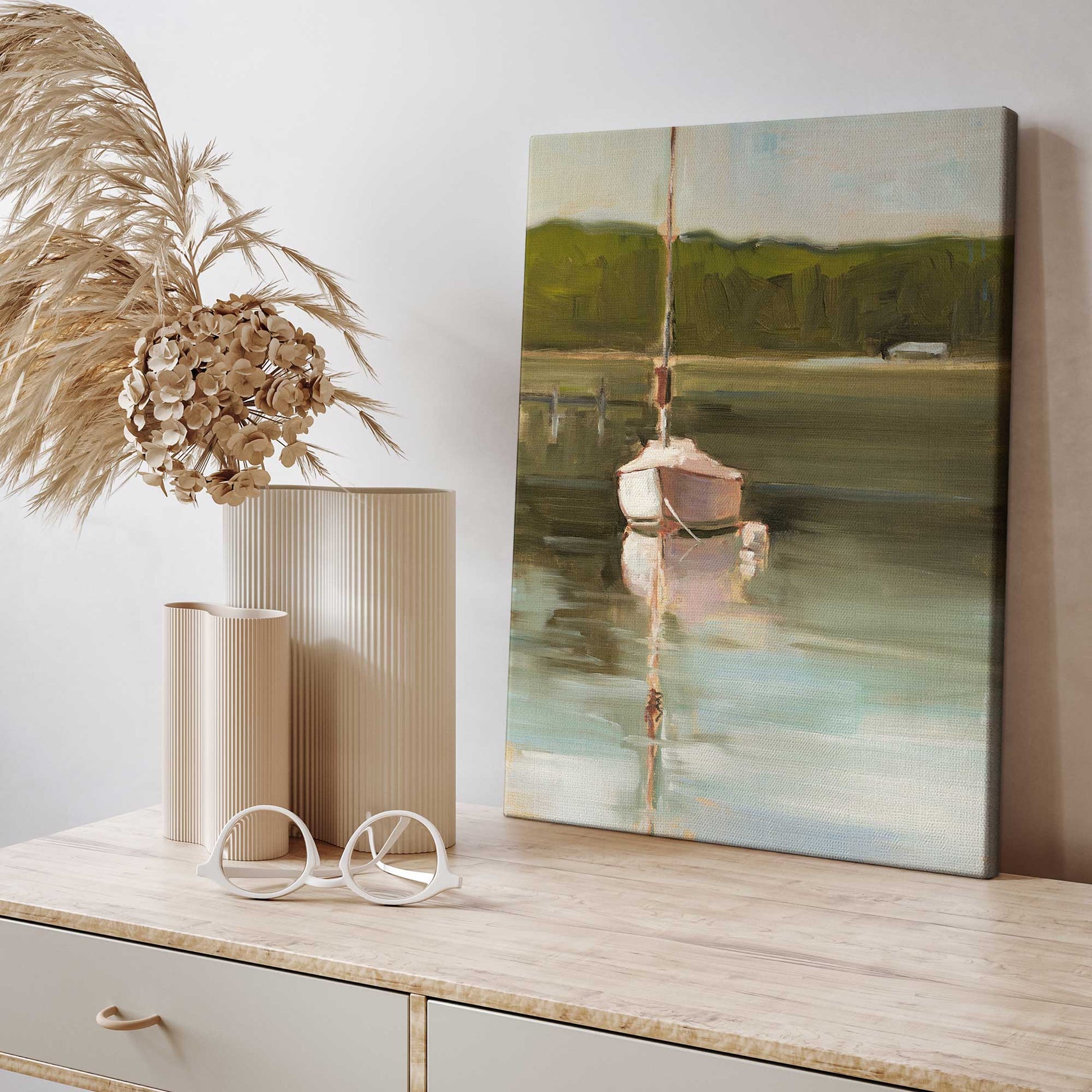 [LIFESTYLE], Picture of art in a room