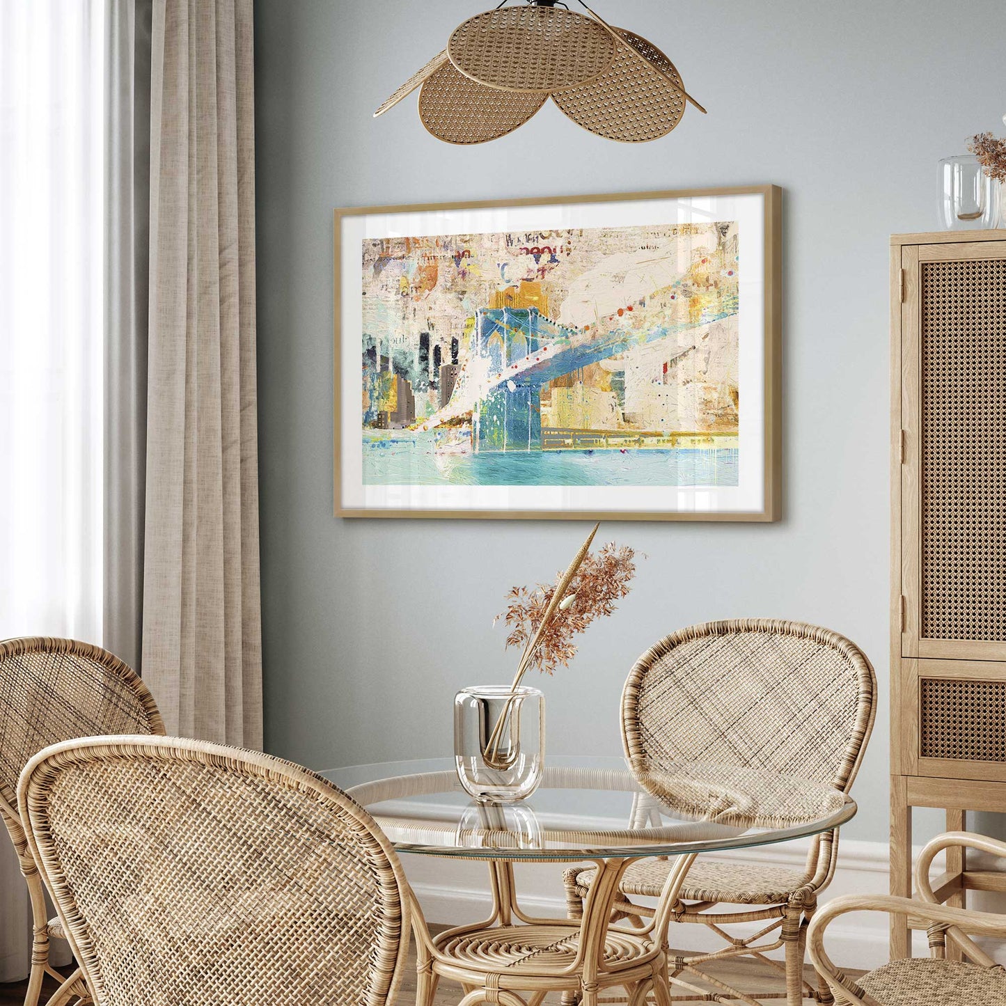 [LIFESTYLE], Picture of art in a room