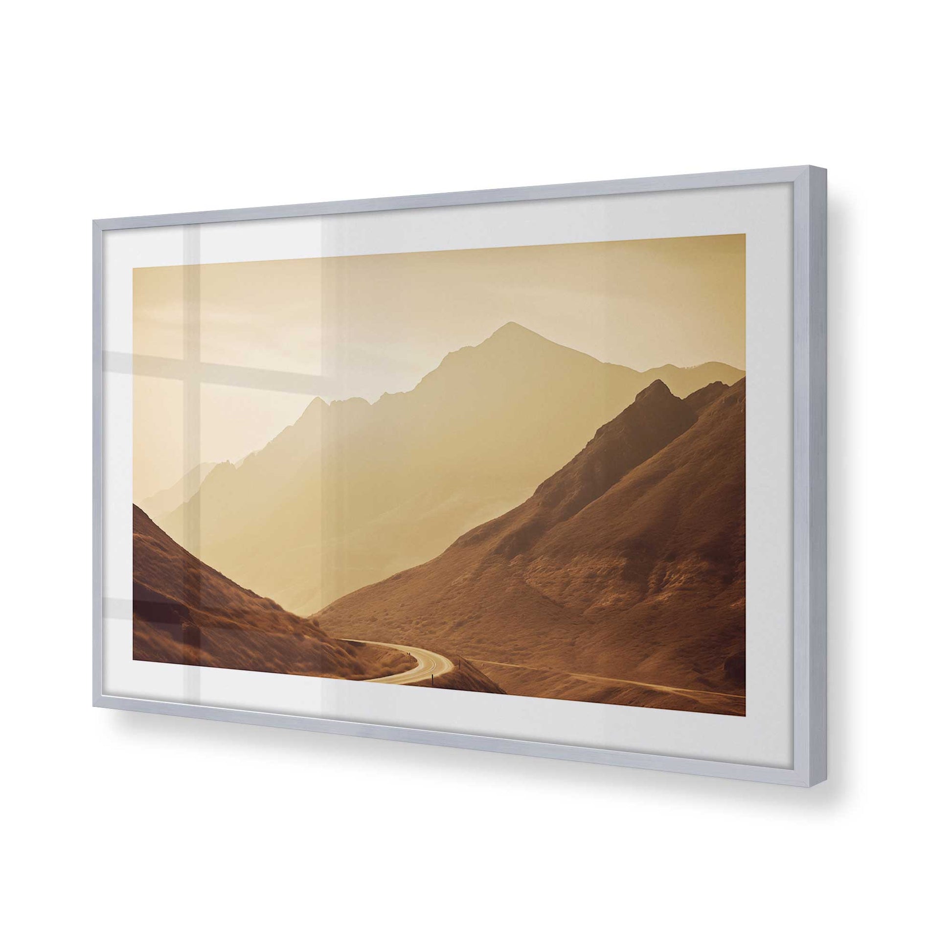 [Color:Polished Chrome], Picture of art in a Polished Chrome frame of the corner
