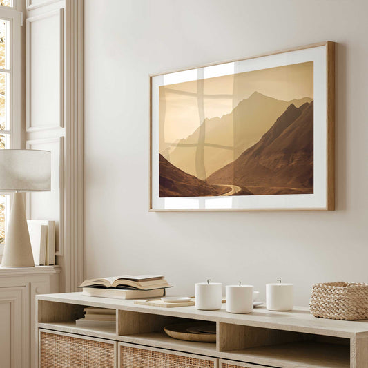 [LIFESTYLE], Picture of art in a room