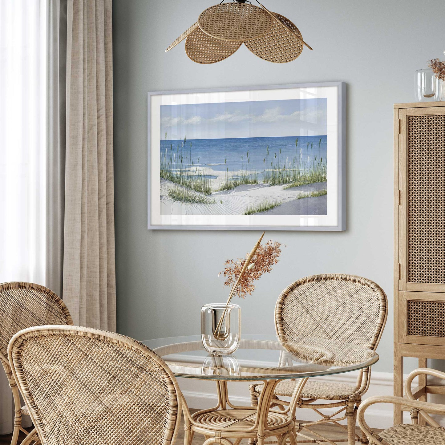 [LIFESTYLE], Picture of art in a room