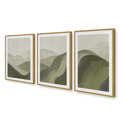[Color:Polished Gold], Picture of art in a Polished Gold frame at an angle