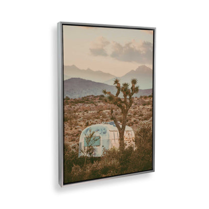 [Color:Polished Chrome], Picture of the corner of the art