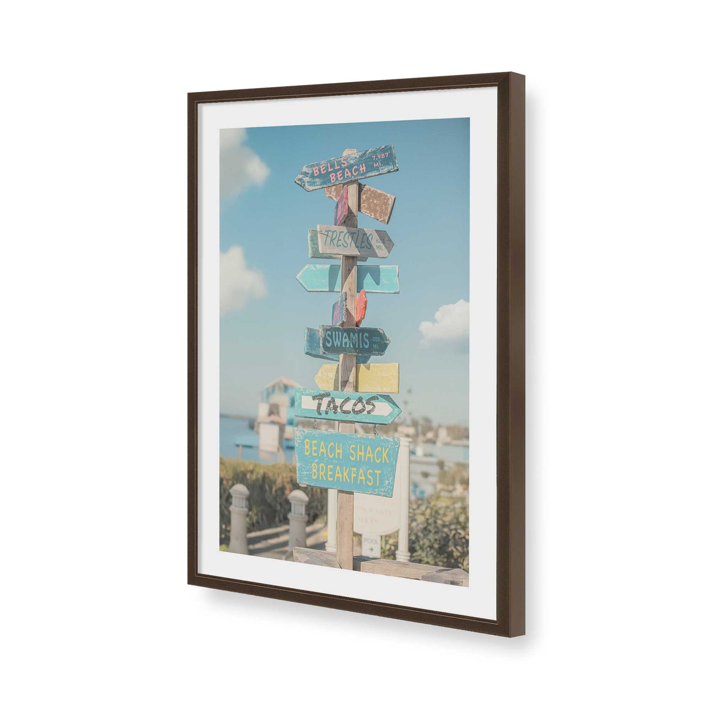 [Color:Belvinder Brown], Picture of art in a Belvinder Brown frame of the corner