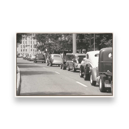 [Color:Opaque White], Picture of art in a White frame