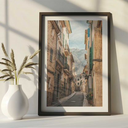 [LIFESTYLE], Picture of art in a room