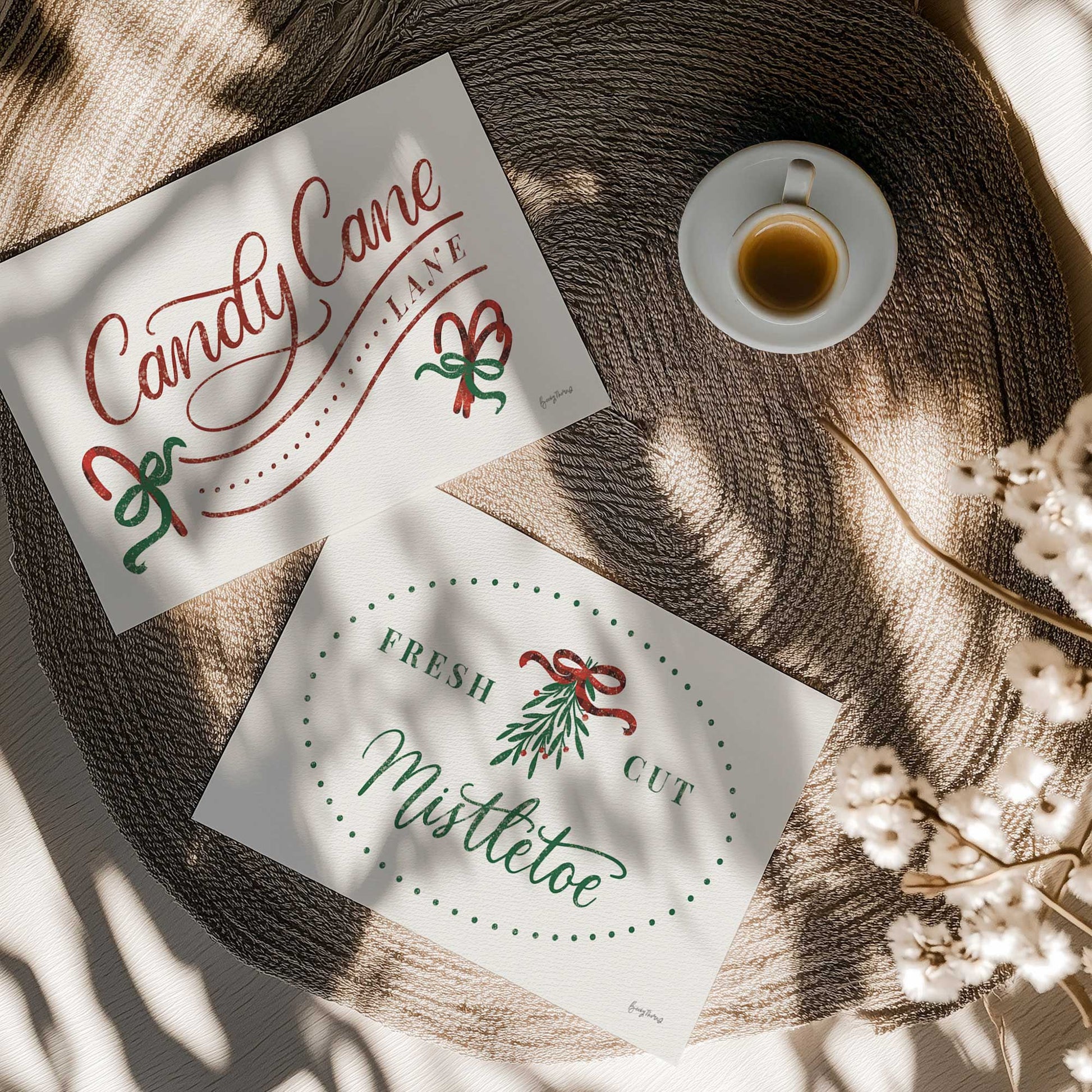 [color:Rolled Print], Picture of art in a room