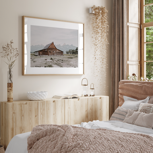 [LIFESTYLE], Picture of art in a room
