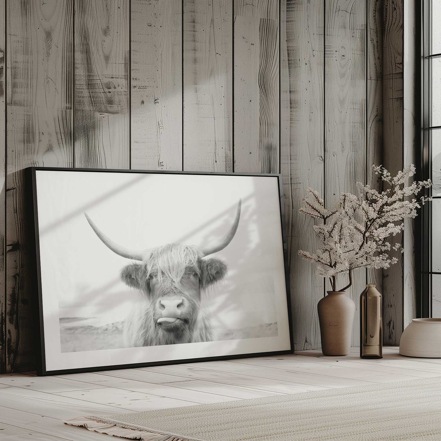 [LIFESTYLE], Picture of art in a room