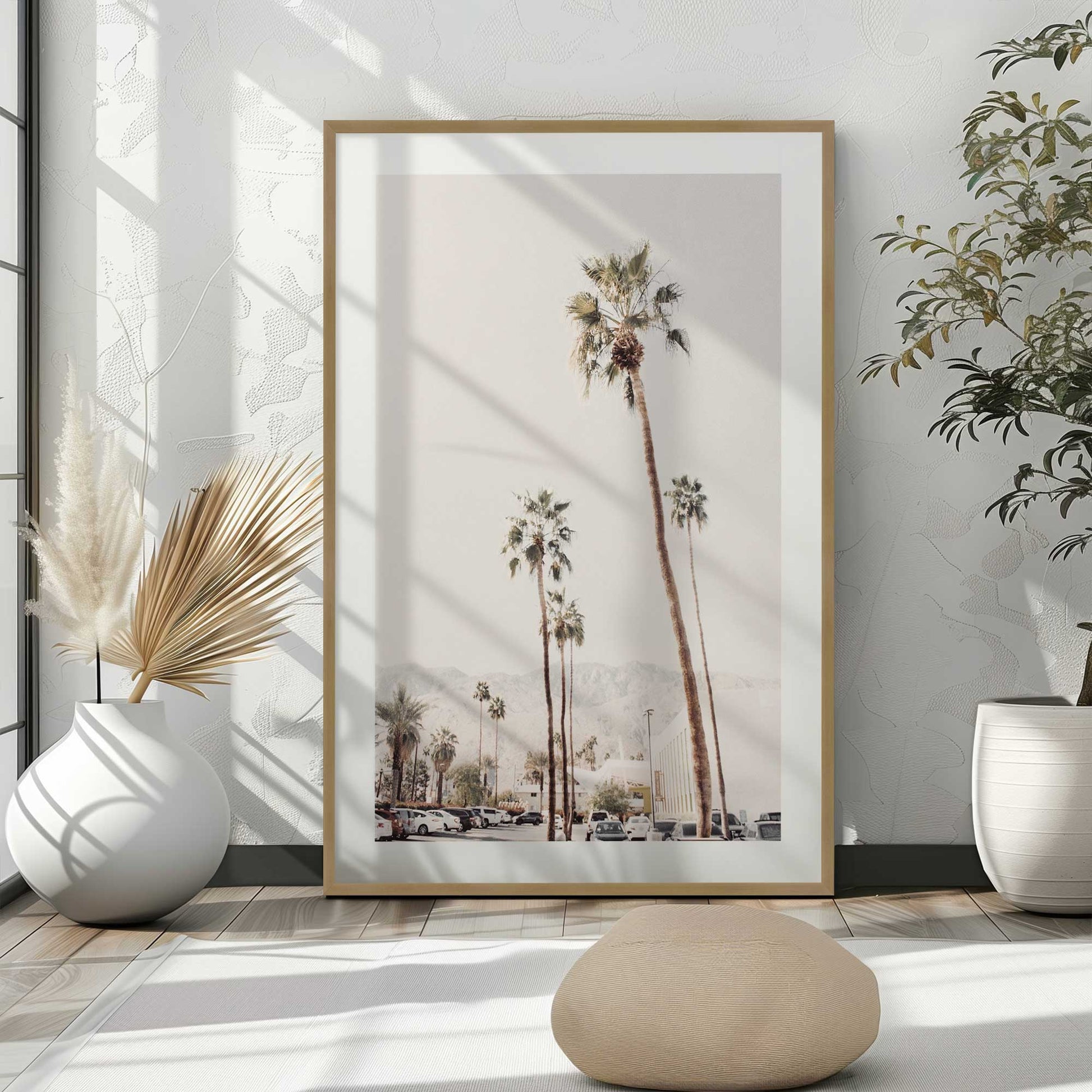 [LIFESTYLE], Picture of art in a room