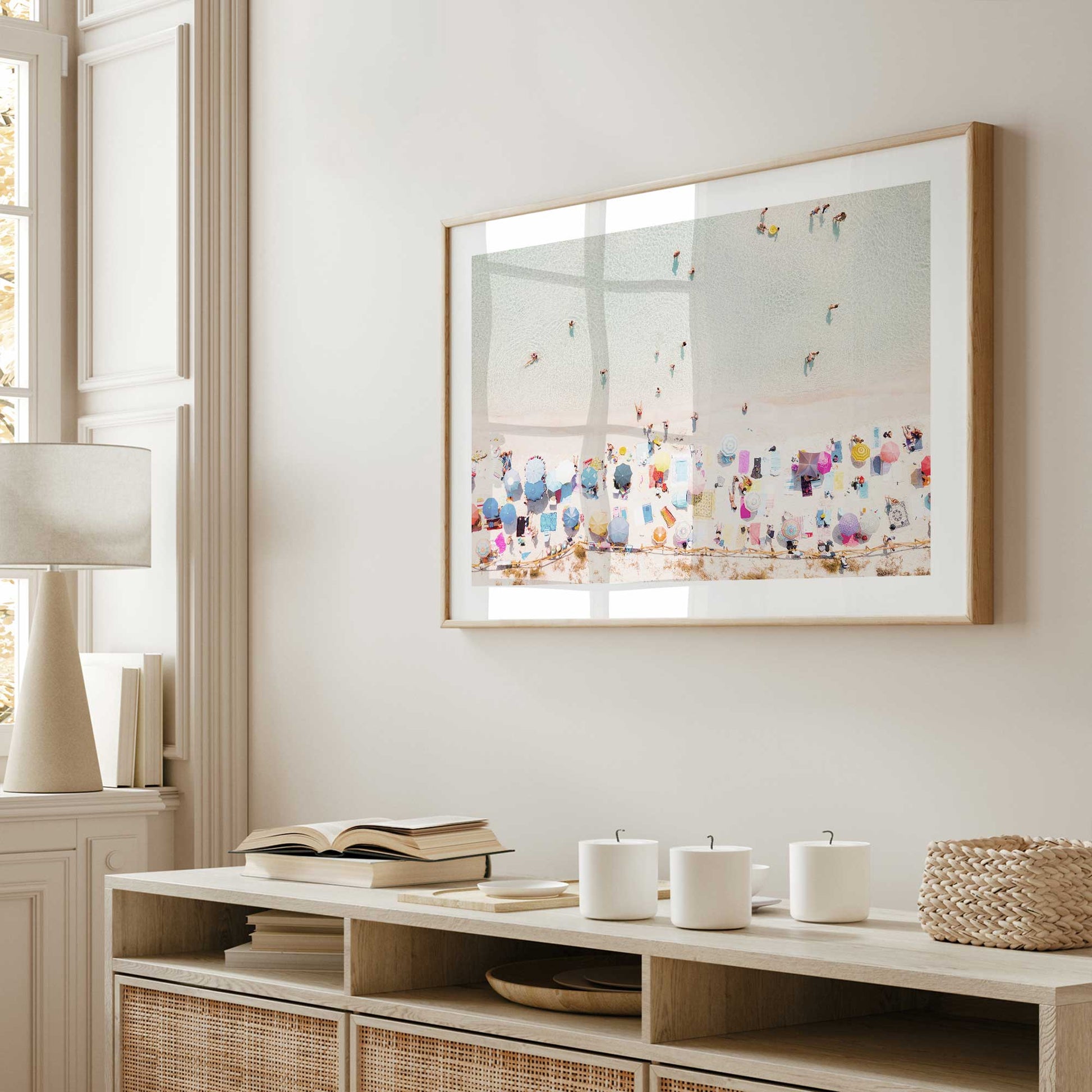 [LIFESTYLE], Picture of art in a room