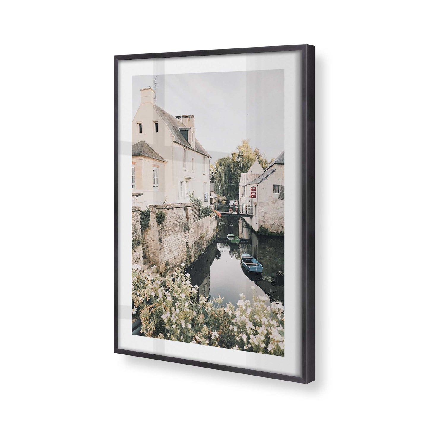 [Color:Weathered Zinc], Picture of art in a Weathered Zinc frame of the corner