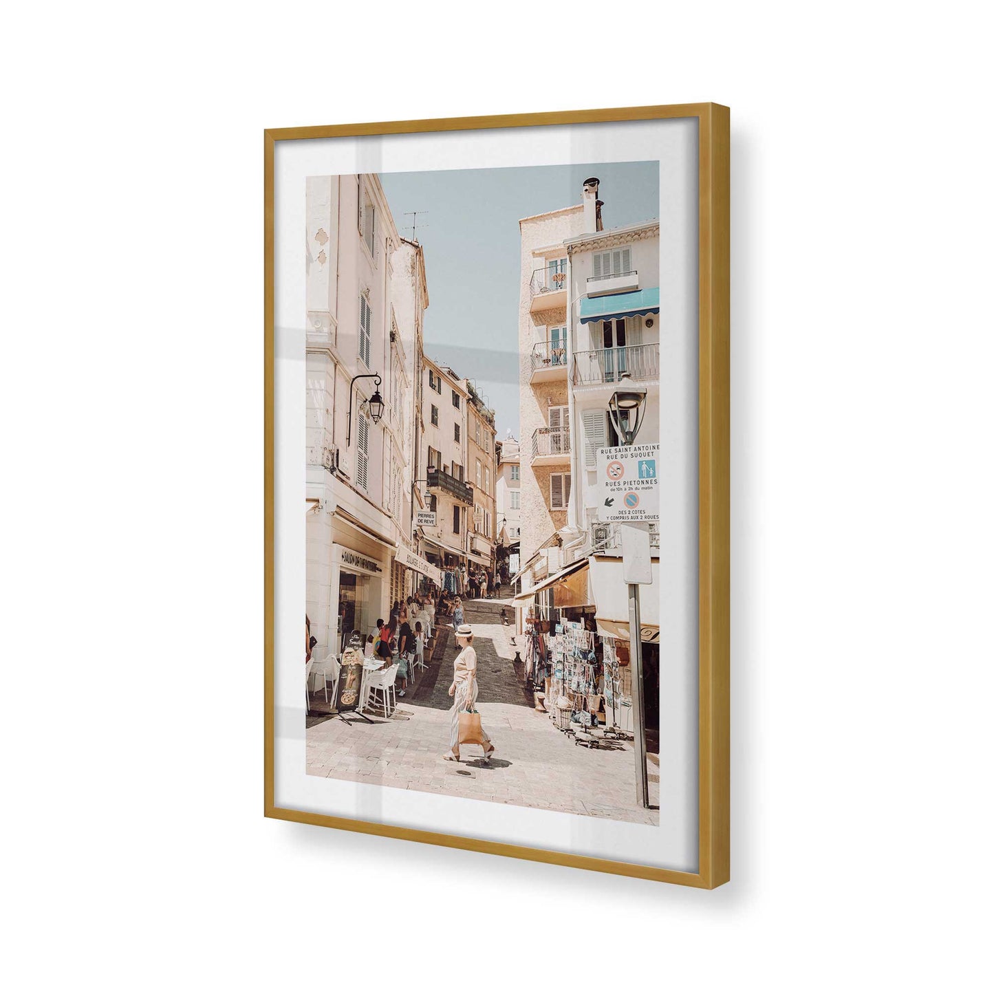 [Color:Polished Gold], Picture of art in a Polished Gold frame of the corner