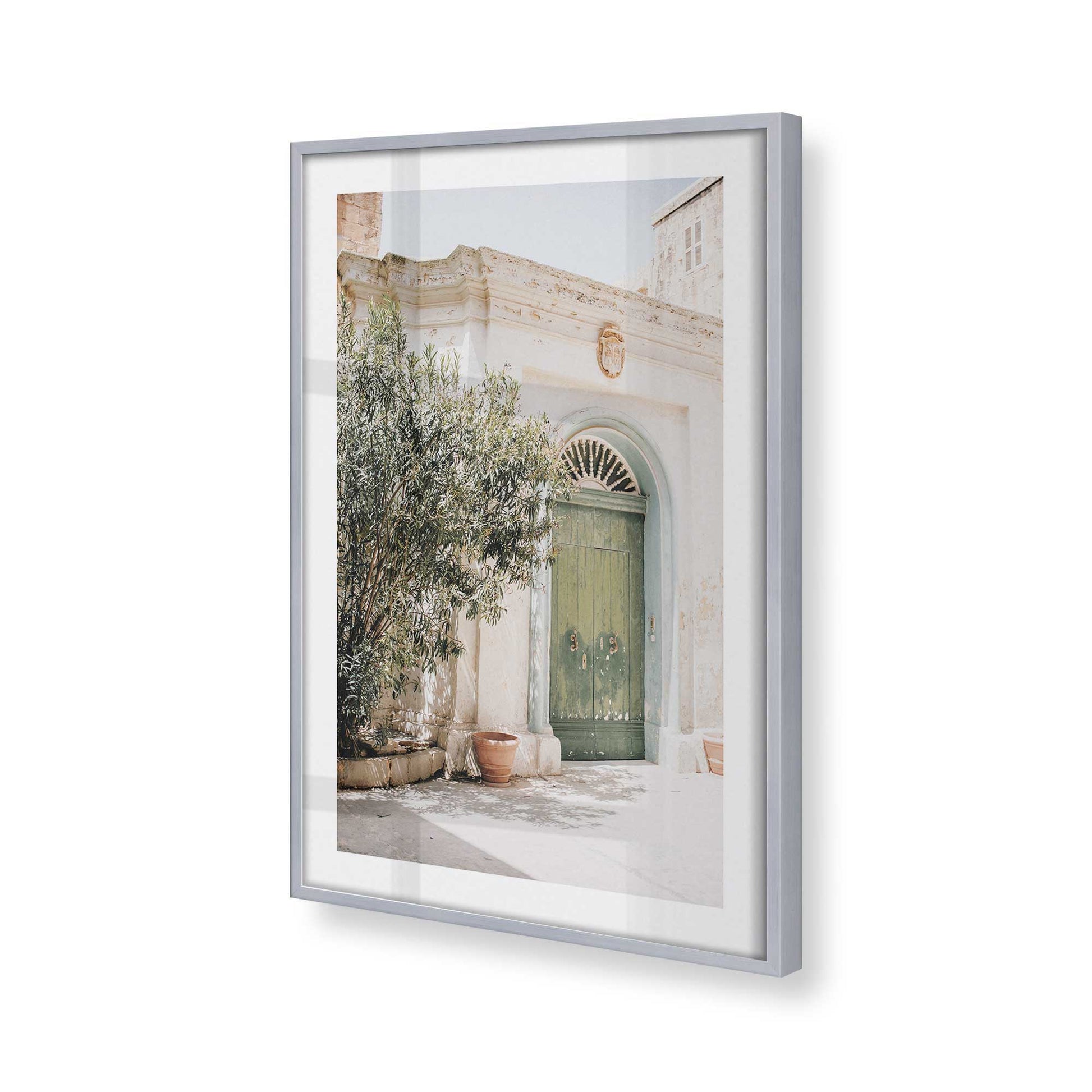 [Color:Polished Chrome], Picture of art in a Polished Chrome frame of the corner