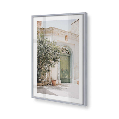 [Color:Polished Chrome], Picture of art in a Polished Chrome frame of the corner