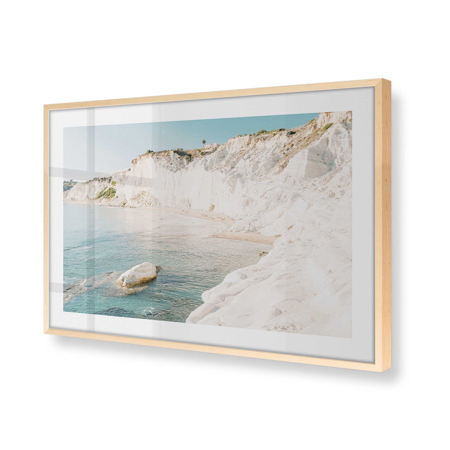 [Color:Raw Maple], Picture of art in a Raw Maple frame of the corner