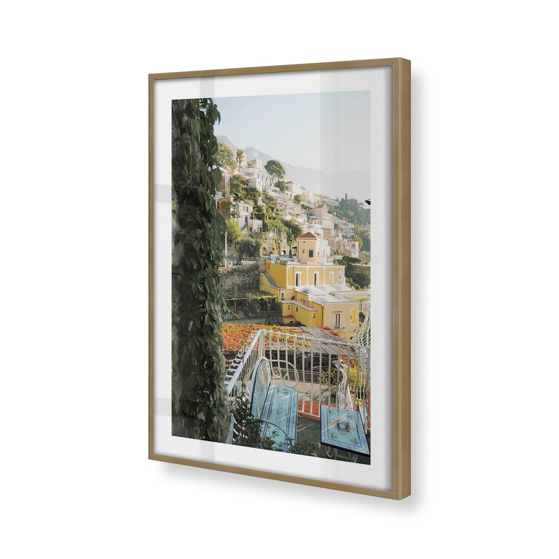[Color:Brushed Gold], Picture of art in a Brushed Gold frame of the corner