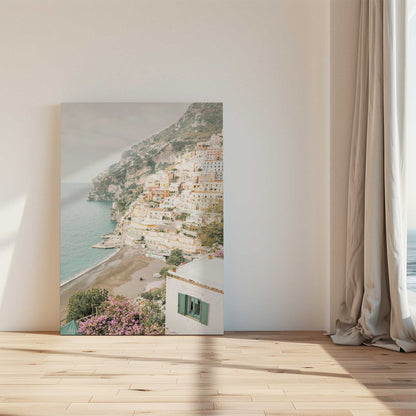 [LIFESTYLE], Picture of art in a room