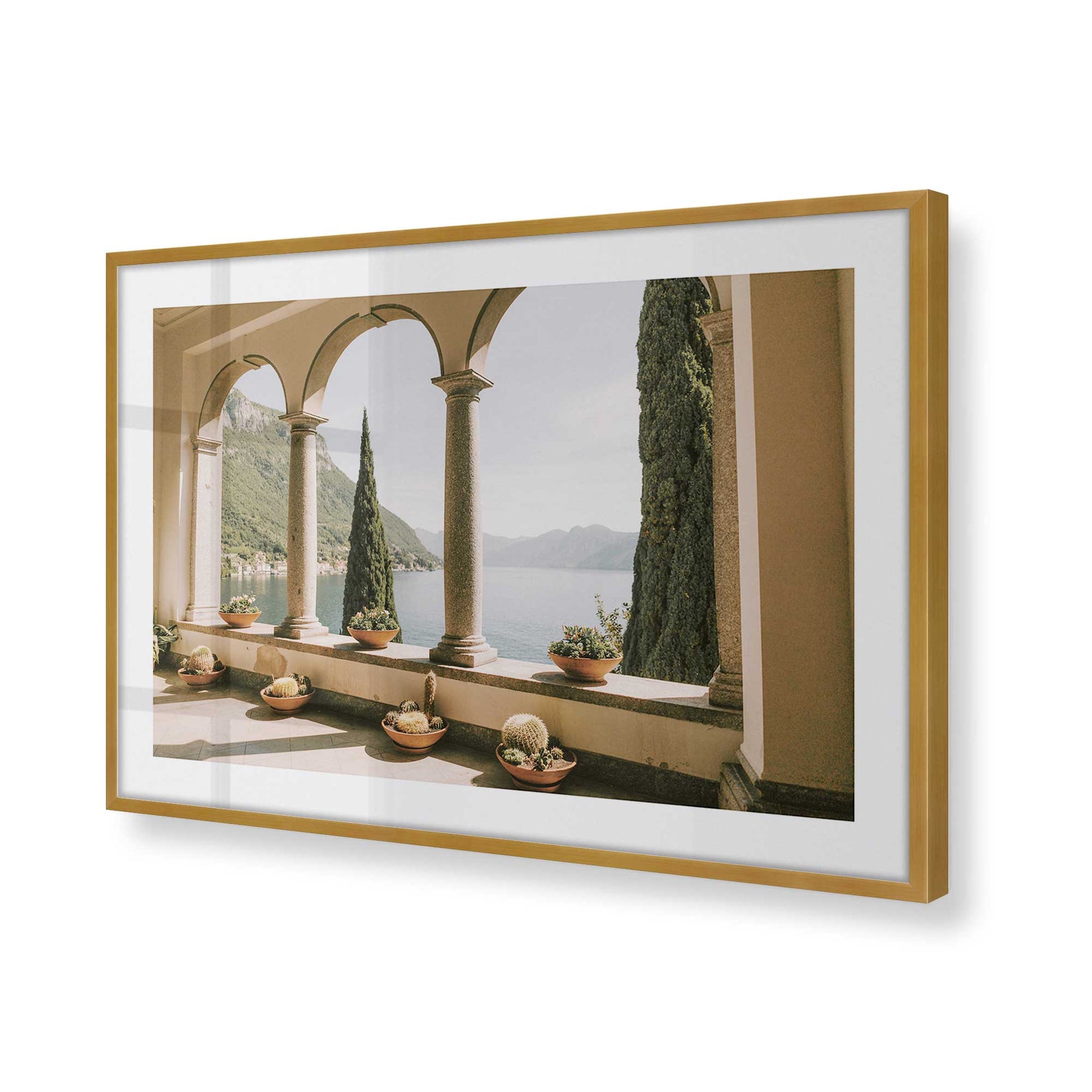 [Color:Polished Gold], Picture of art in a Polished Gold frame of the corner