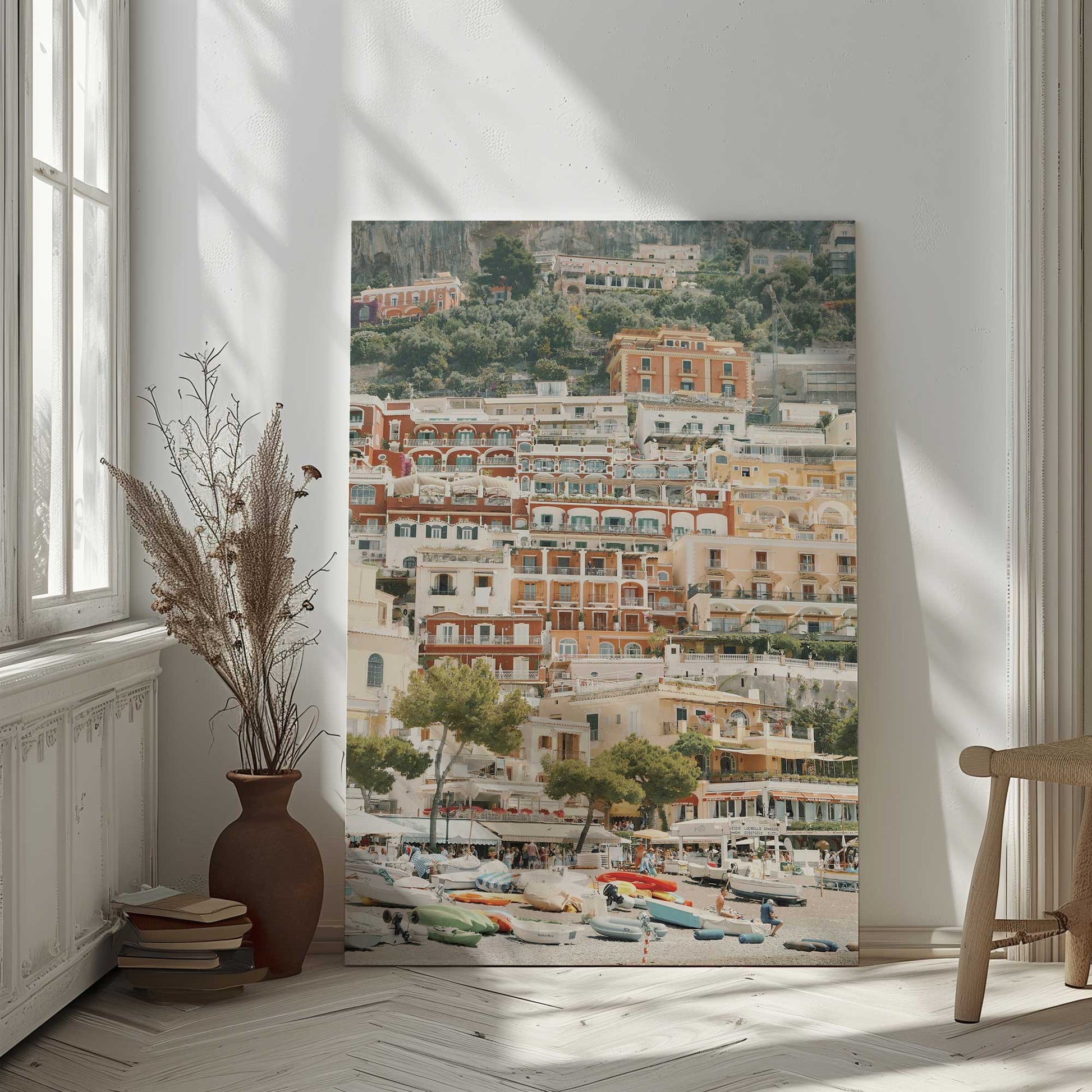 [LIFESTYLE], Picture of art in a room