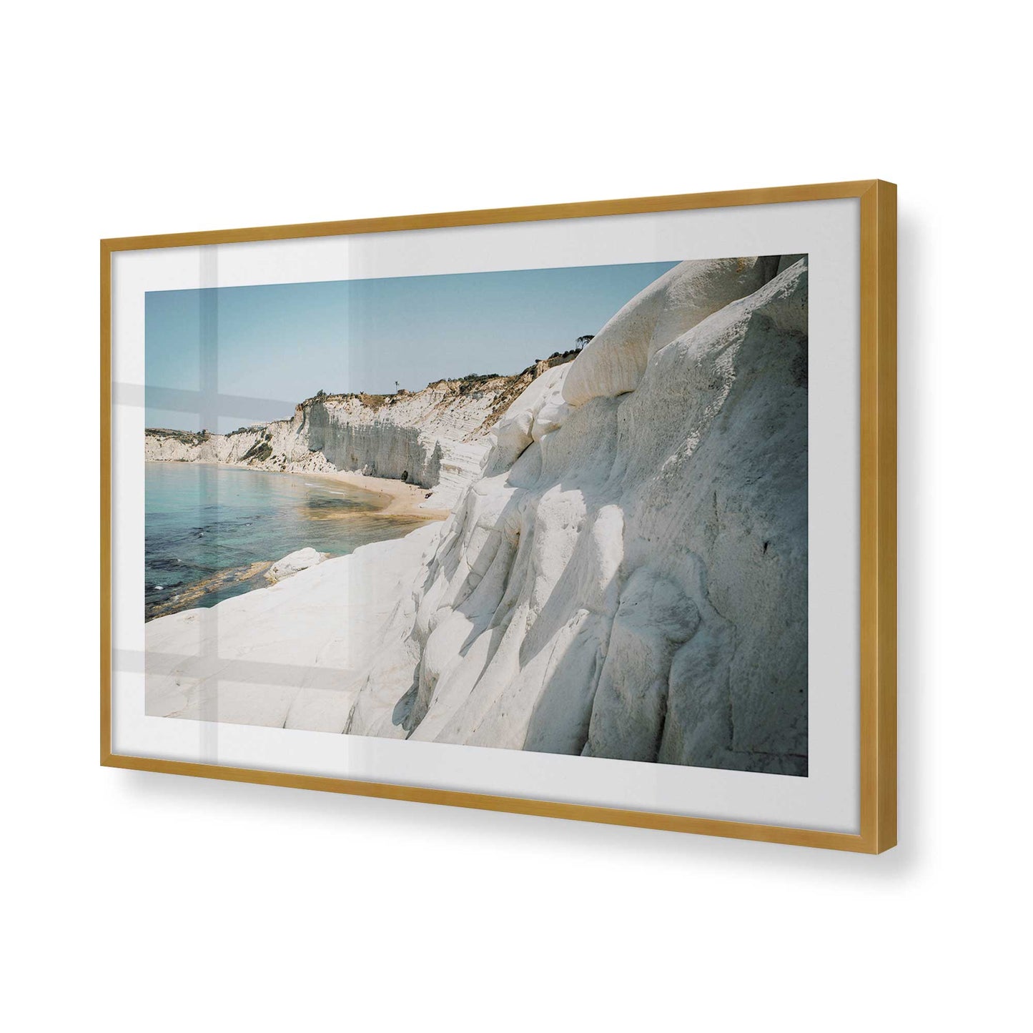 [Color:Polished Gold], Picture of art in a Polished Gold frame of the corner
