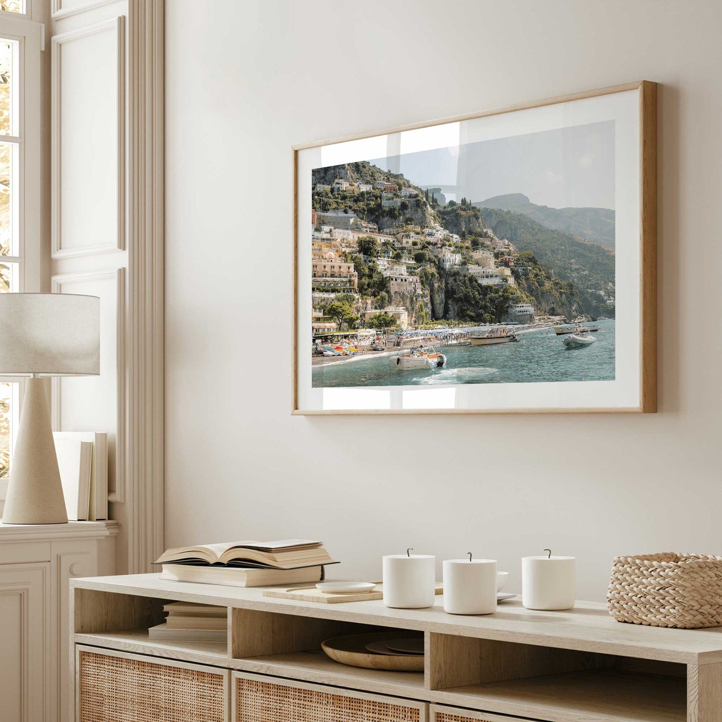 [LIFESTYLE], Picture of art in a room