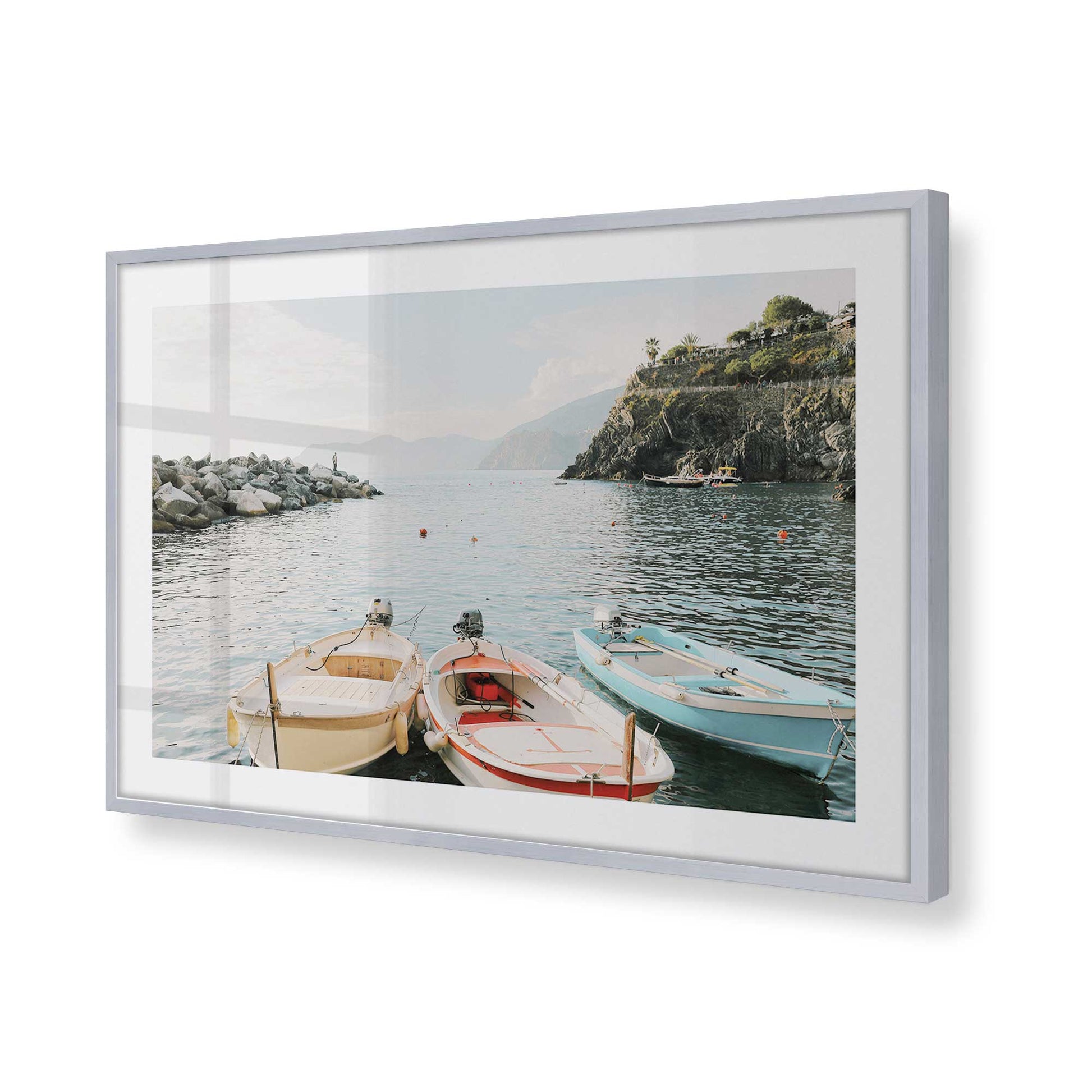 [Color:Polished Chrome], Picture of art in a Polished Chrome frame of the corner