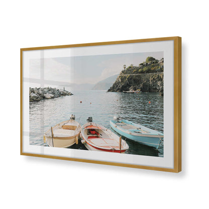 [Color:Polished Gold], Picture of art in a Polished Gold frame of the corner