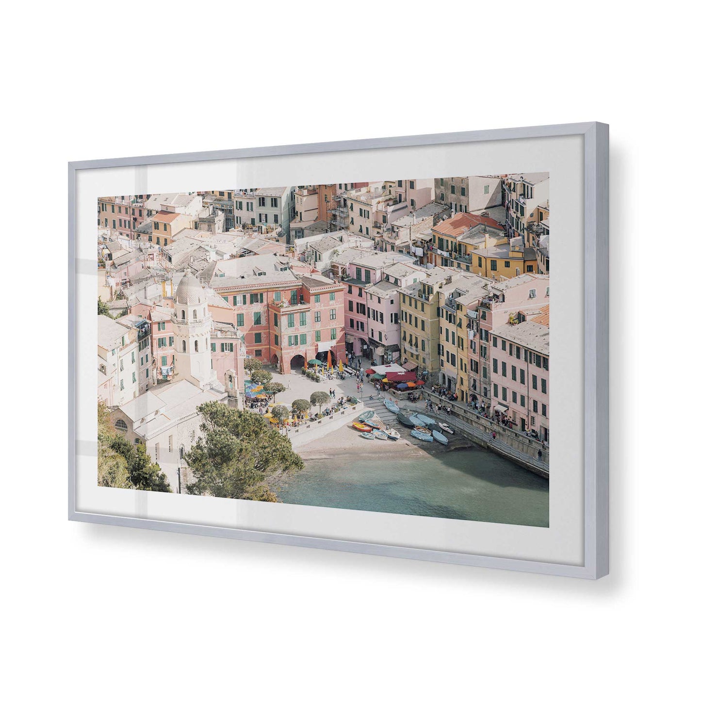 [Color:Polished Chrome], Picture of art in a Polished Chrome frame of the corner