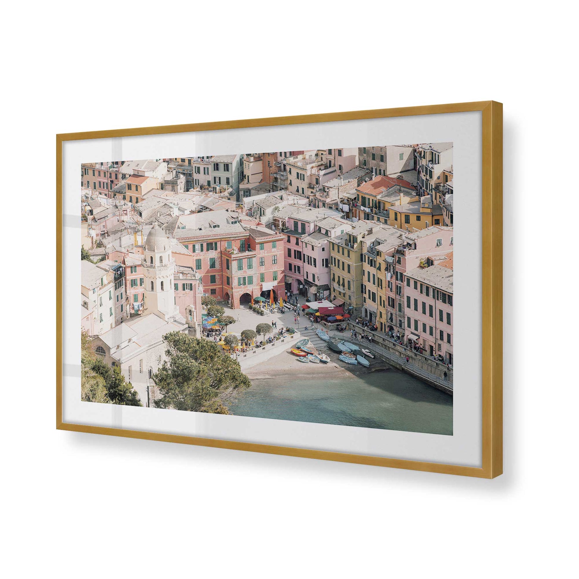 [Color:Polished Gold], Picture of art in a Polished Gold frame of the corner