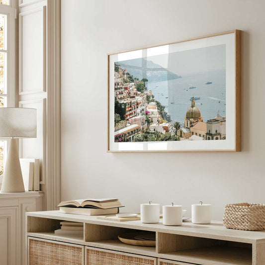[LIFESTYLE], Picture of art in a room