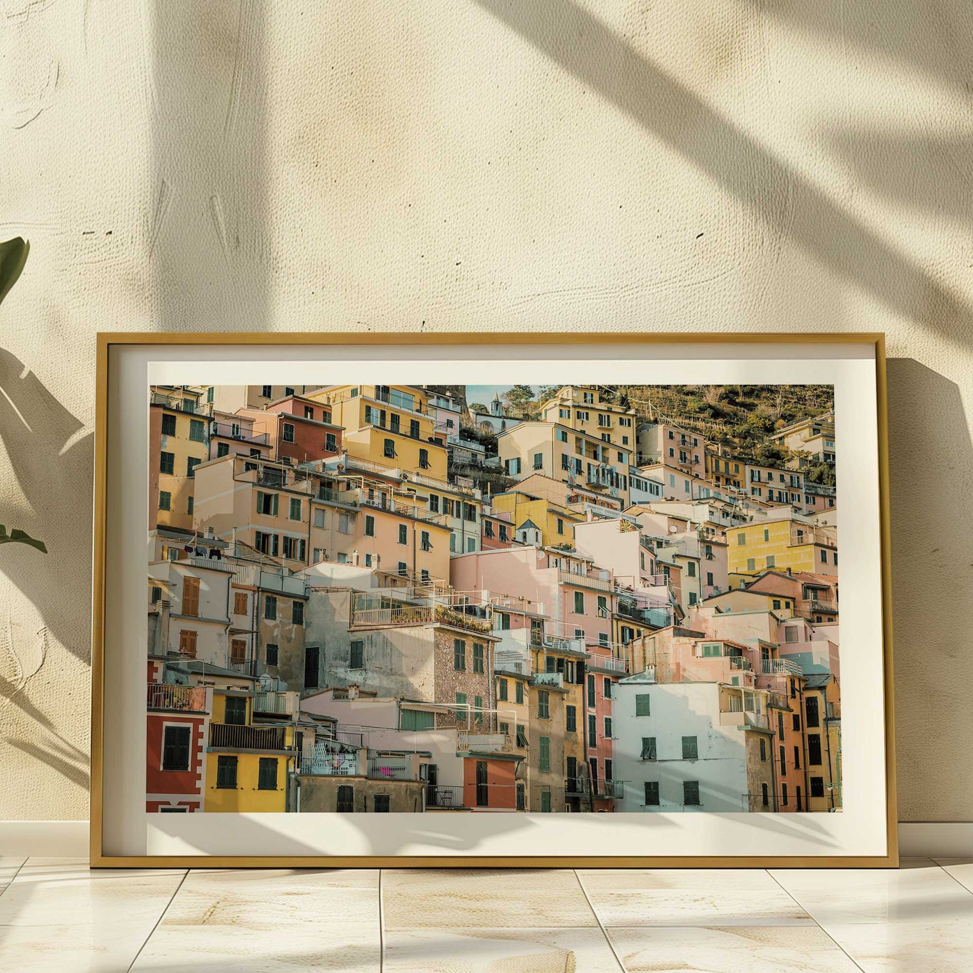 [LIFESTYLE], Picture of art in a room