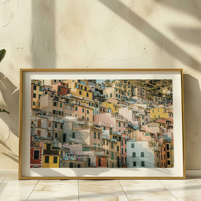 [LIFESTYLE], Picture of art in a room