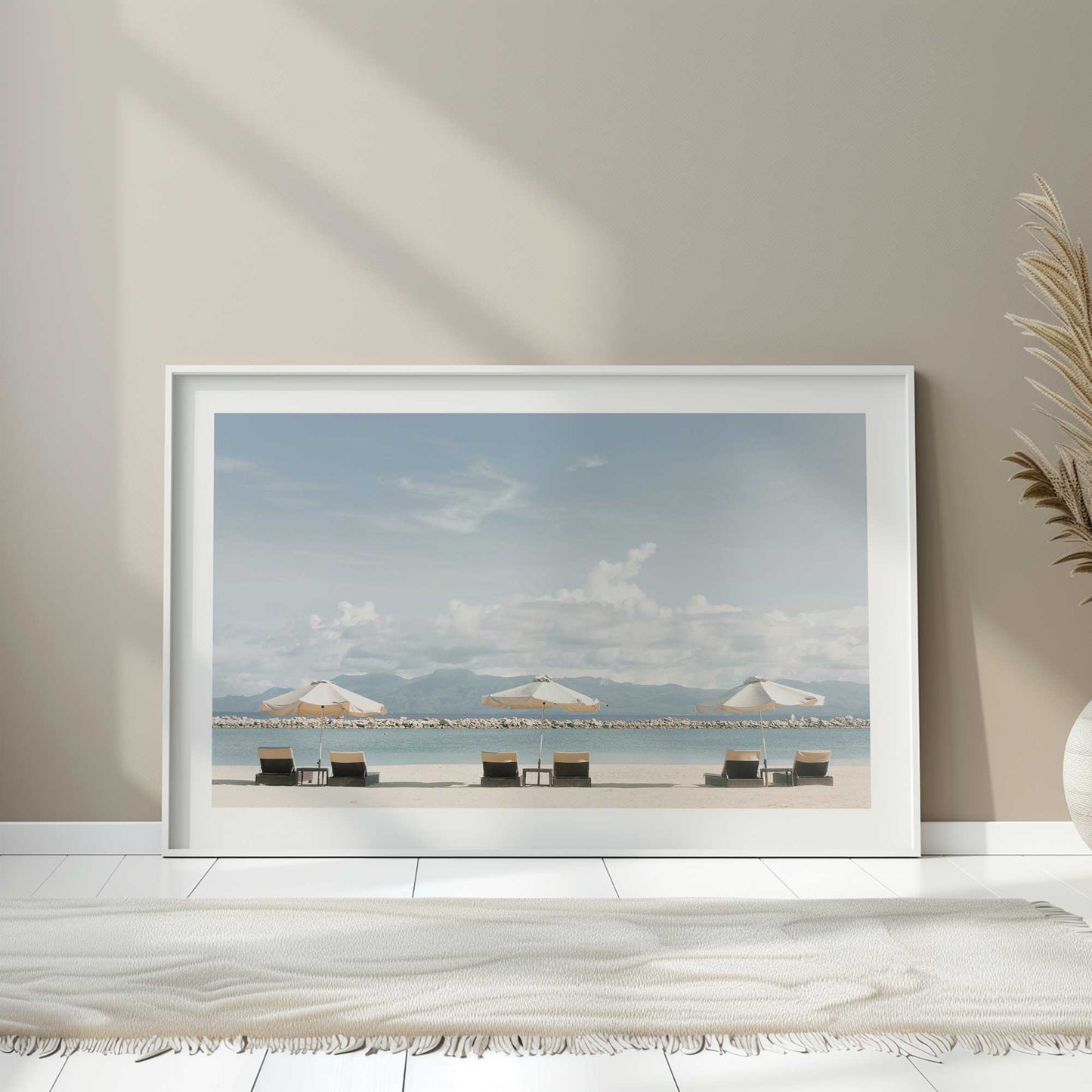 [LIFESTYLE], Picture of art in a room