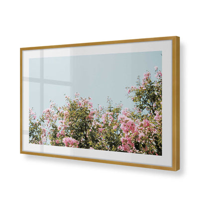 [Color:Polished Gold], Picture of art in a Polished Gold frame of the corner