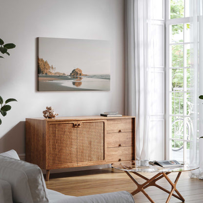 [LIFESTYLE], Picture of art in a room