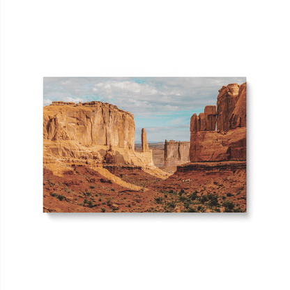 [color:Stretched Canvas], Picture of the corner of the canvas